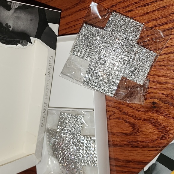 Nwt 3 Neva Nude pasties. - Picture 2 of 3